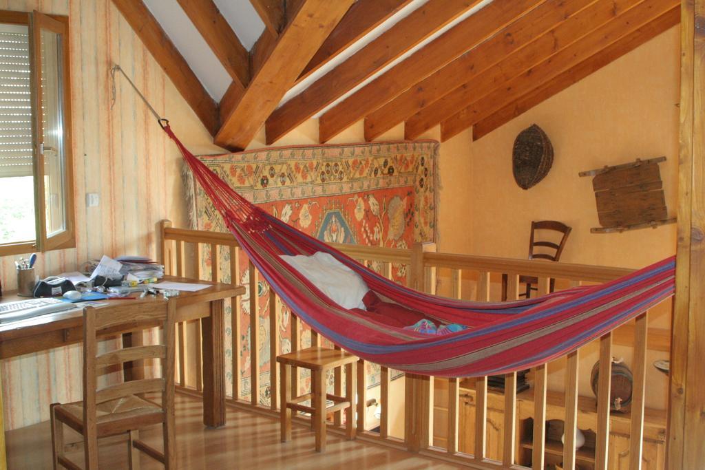 Chambre D'Hotes "Les Crets" Mercury-Gémilly Εξωτερικό φωτογραφία