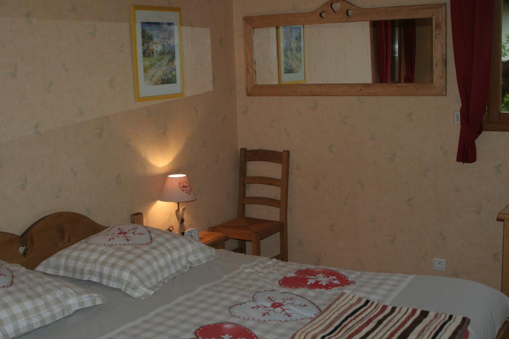 Chambre D'Hotes "Les Crets" Mercury-Gémilly Εξωτερικό φωτογραφία