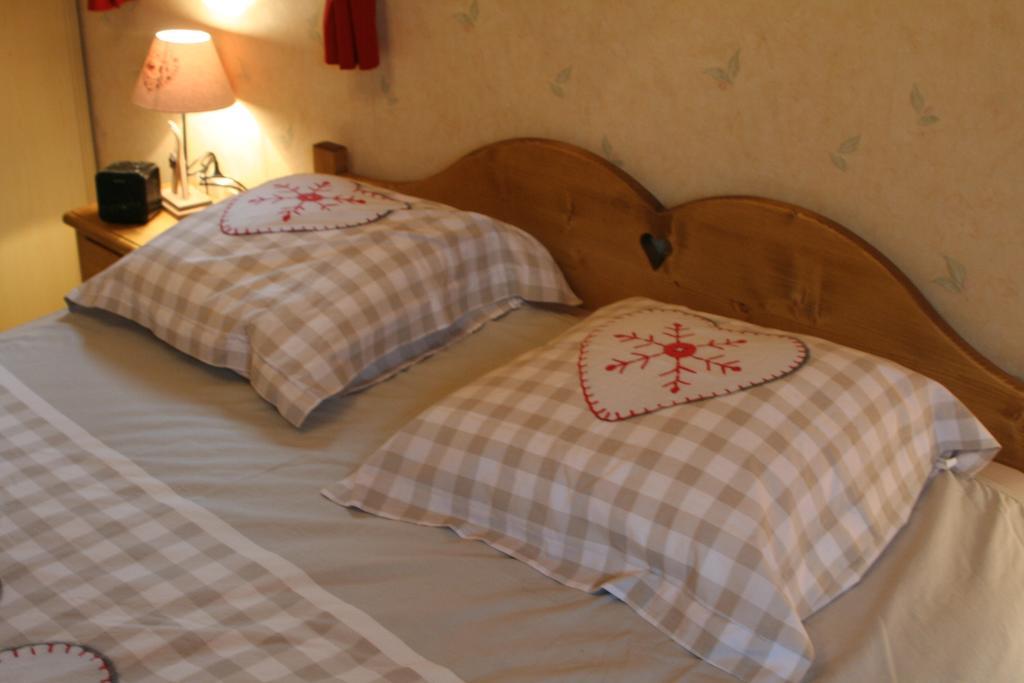 Chambre D'Hotes "Les Crets" Mercury-Gémilly Εξωτερικό φωτογραφία